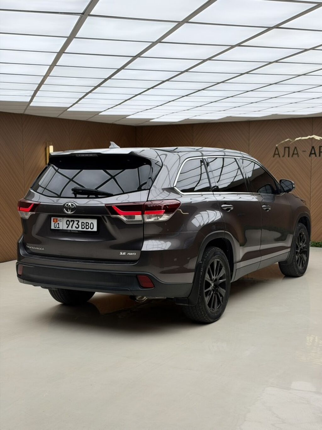 Toyota Highlander: 2019 г., 3.5 л, Автомат, Бензин, Кроссовер: фото 5