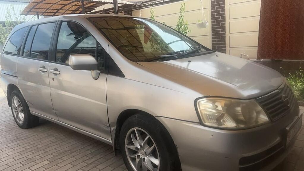 Nissan Serena: 2002 г., 2 л, Автомат, Газ, Минивэн: фото 2