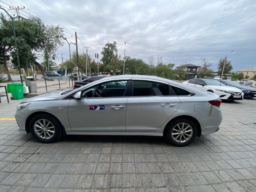 Hyundai Sonata: 2021 г., 2 л, Автомат, Газ, Седан: фото 8
