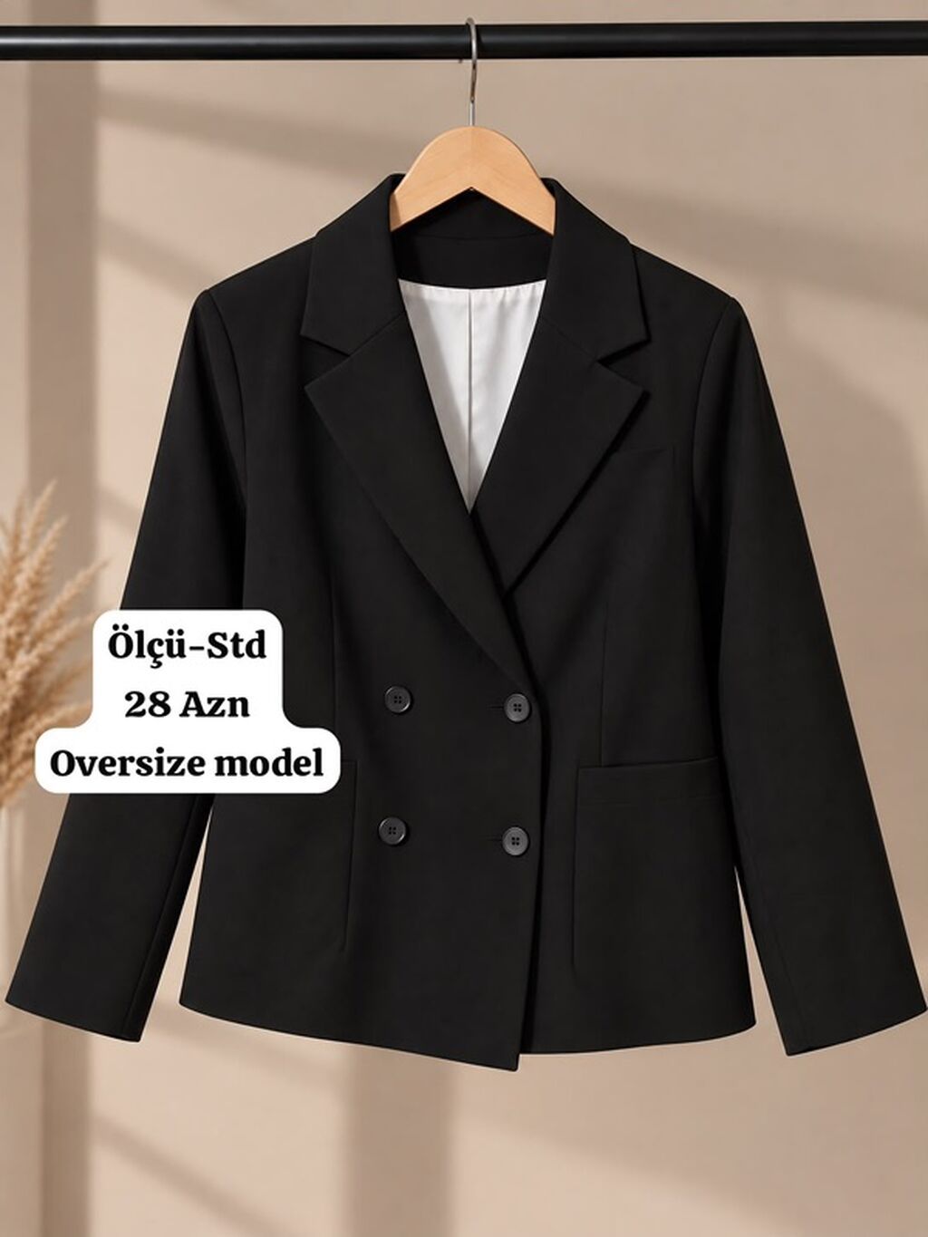 Qara oversize qadın blezeri - Model: Oversize, ikiqat sirkəli