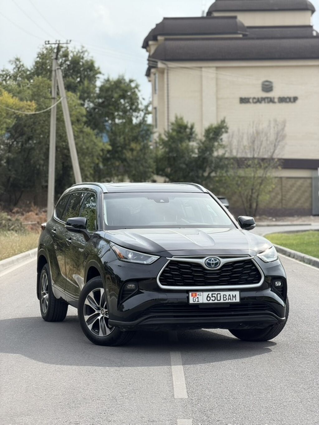 Toyota Highlander: 2021 г., 2.5 л, Автомат, Гибрид, Кроссовер: фото 1
