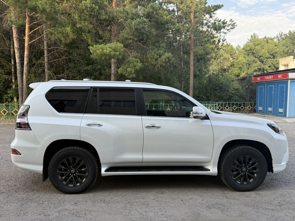 Lexus GX: 2020 г., Внедорожник: фото 5