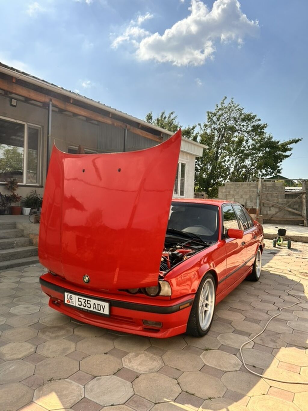 BMW 5 series: 1994 г., 4.4 л, Механика, Бензин, Седан: фото 3