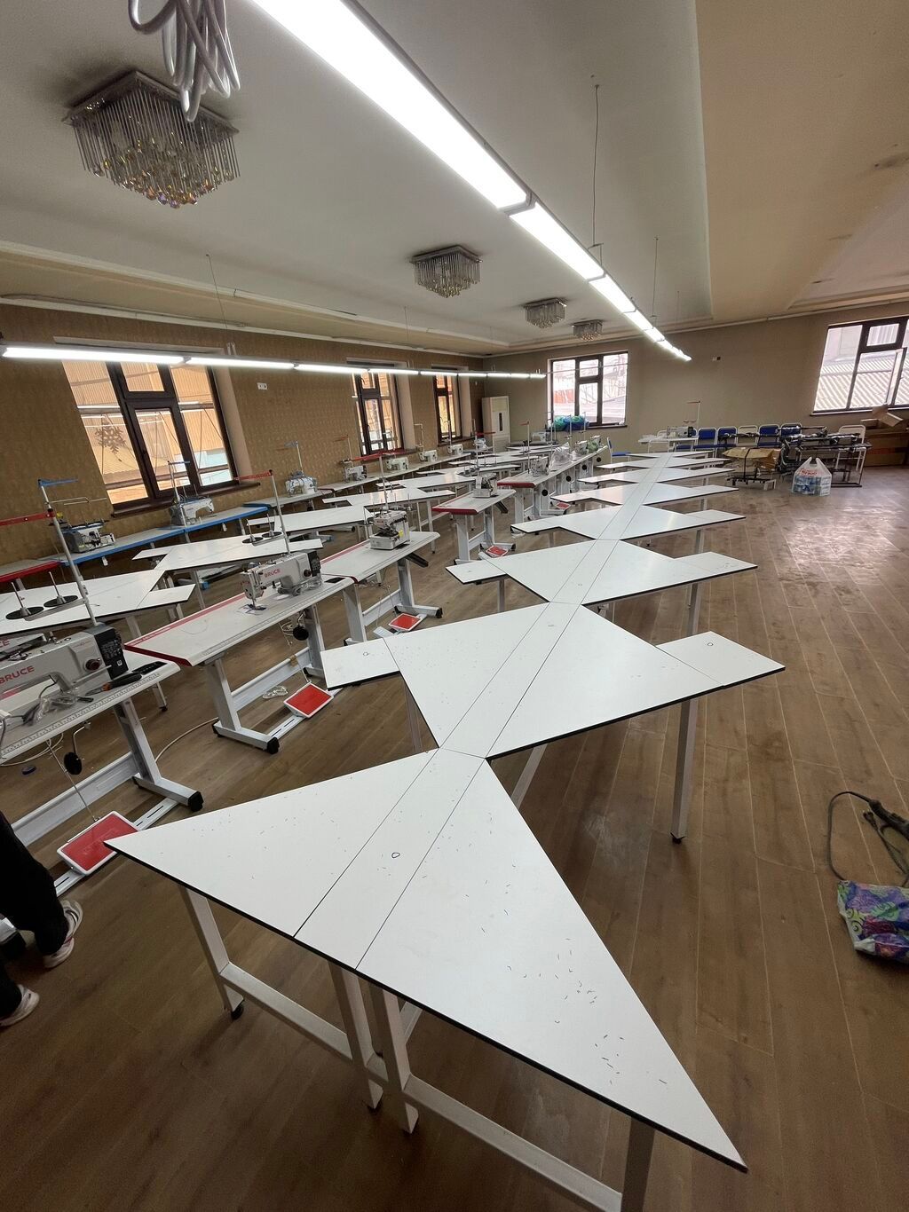 ДЛЯ ШВЕЙНОГО ПРОИЗВОДСТВА зиг заг образный | Договорная | Другое ...