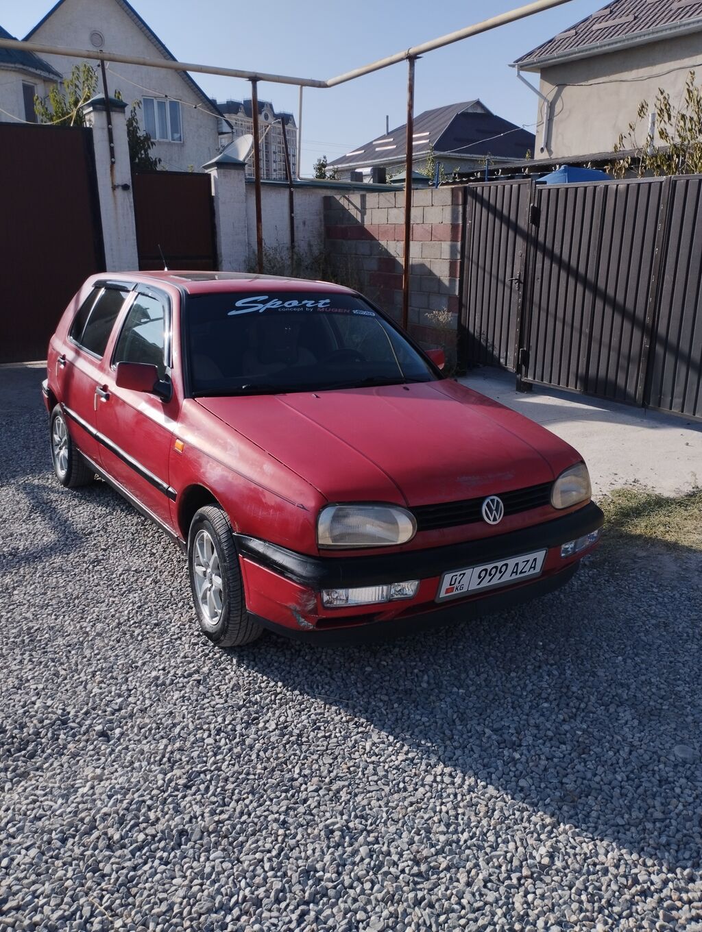 Volkswagen Golf: 1993 г., 1.8 л, Механика, Бензин, Хэтчбэк: фото 2