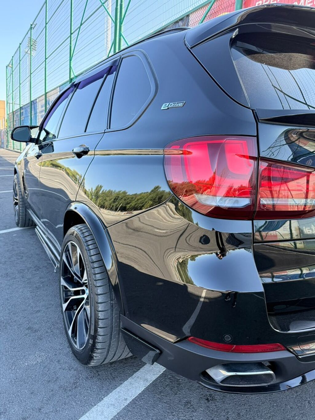 BMW X5: 2017 г., 2 л, Автомат, Гибрид, Внедорожник: фото 4