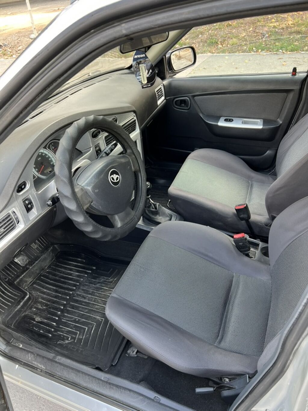 Daewoo Nexia: 2011 г., 1.5 л, Механика, Бензин, Седан: фото 7