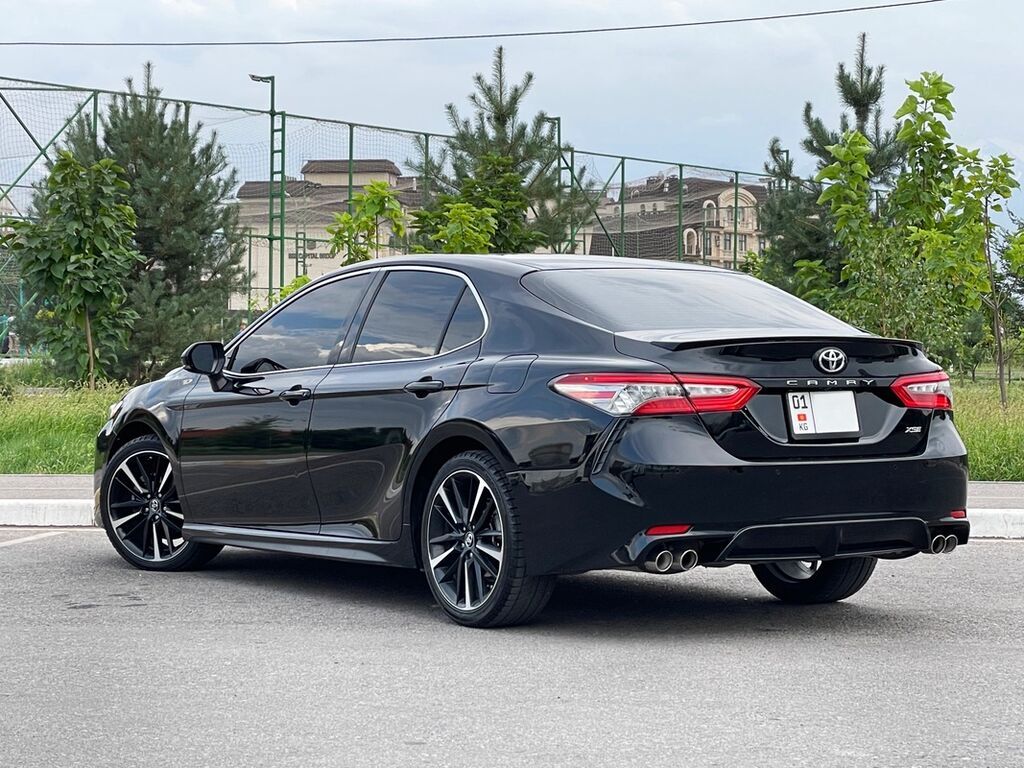 Toyota Camry: 2018 г., 2.5 л, Бензин, Седан: фото 4