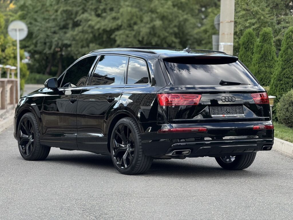 Audi Q7: 2018 г., 3 л, Автомат, Гибрид, Кроссовер: фото 2