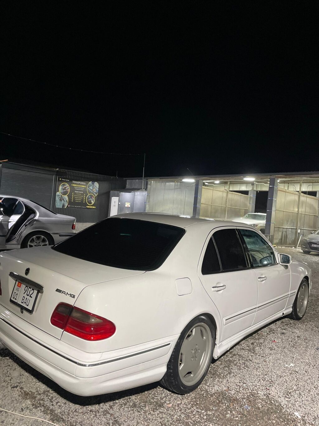 Mercedes-Benz E-Class: 1996 г., 5.5 л, Автомат, Бензин, Седан — фото 3