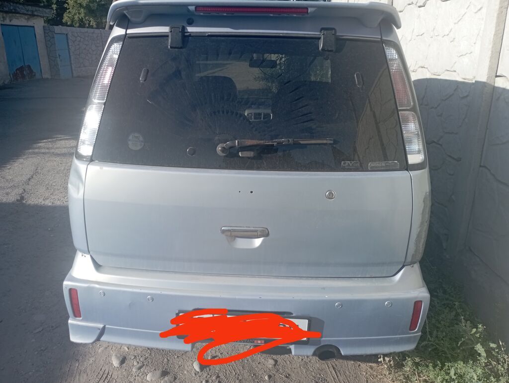 Nissan Cube: 2002 г., Внедорожник: фото 3