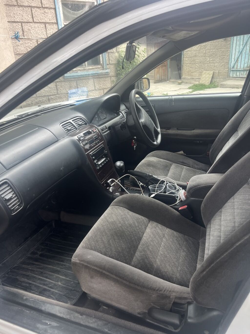 Nissan Cefiro 1998 г., универсал: фото 5
