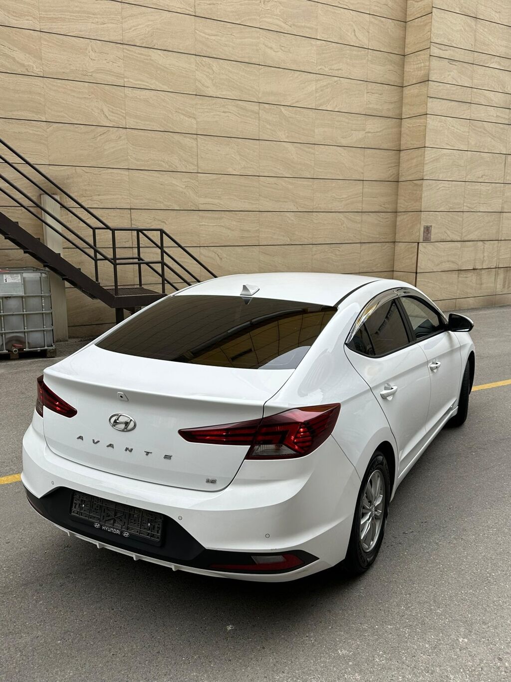 Hyundai Avante: 2019 г., 1.6 л, Автомат, Бензин, Седан: фото 5