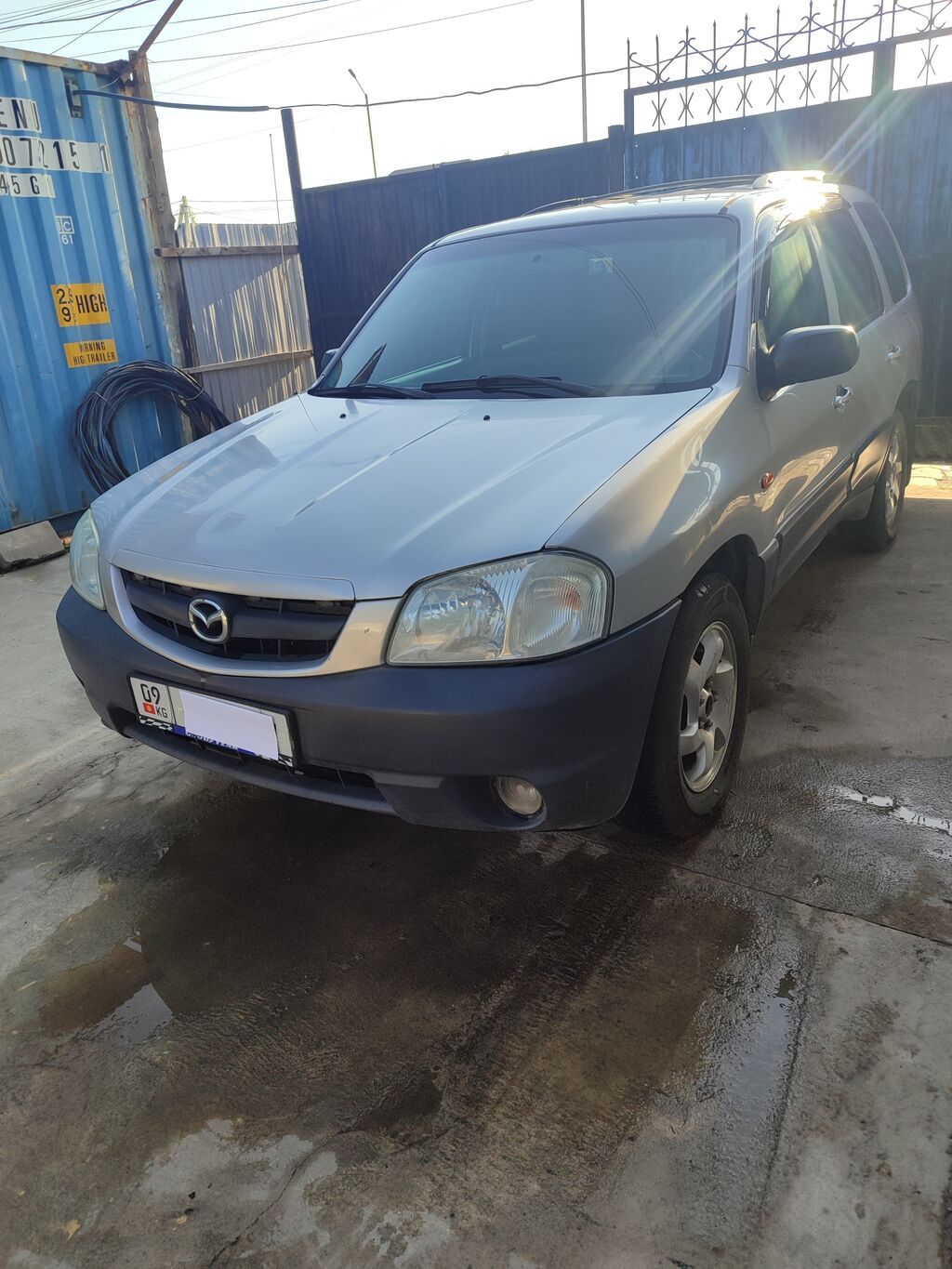 Mazda Tribute: 2002 г., 2 л, Механика, Бензин, Кроссовер: фото 3
