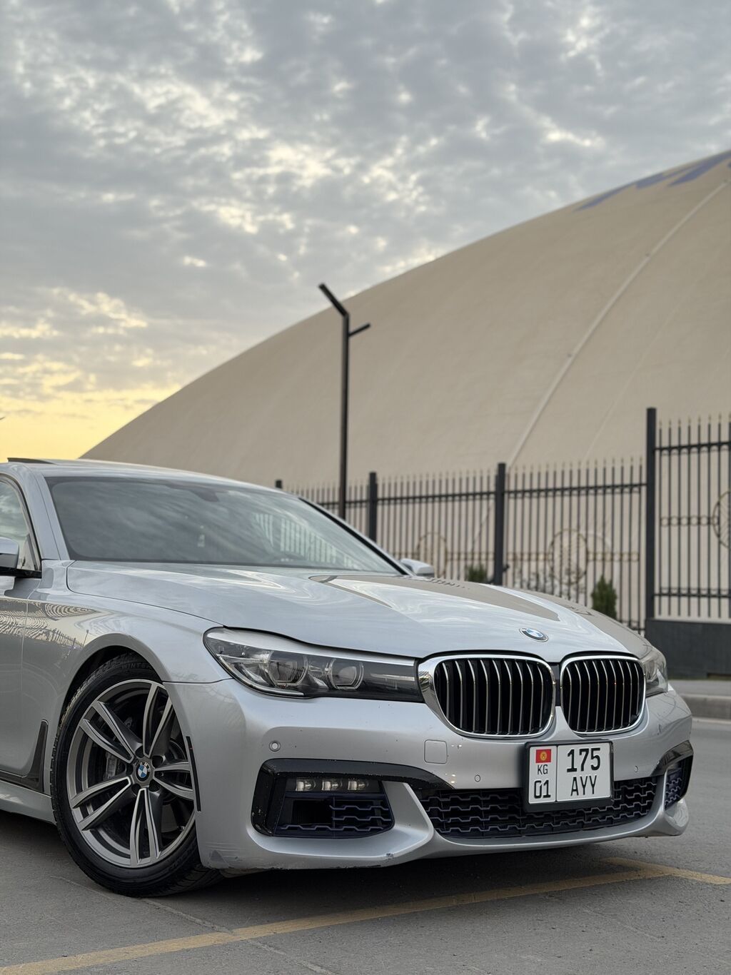 BMW 7 series: 2017 г., 3.5 л, Автомат, Бензин, Седан: фото 2