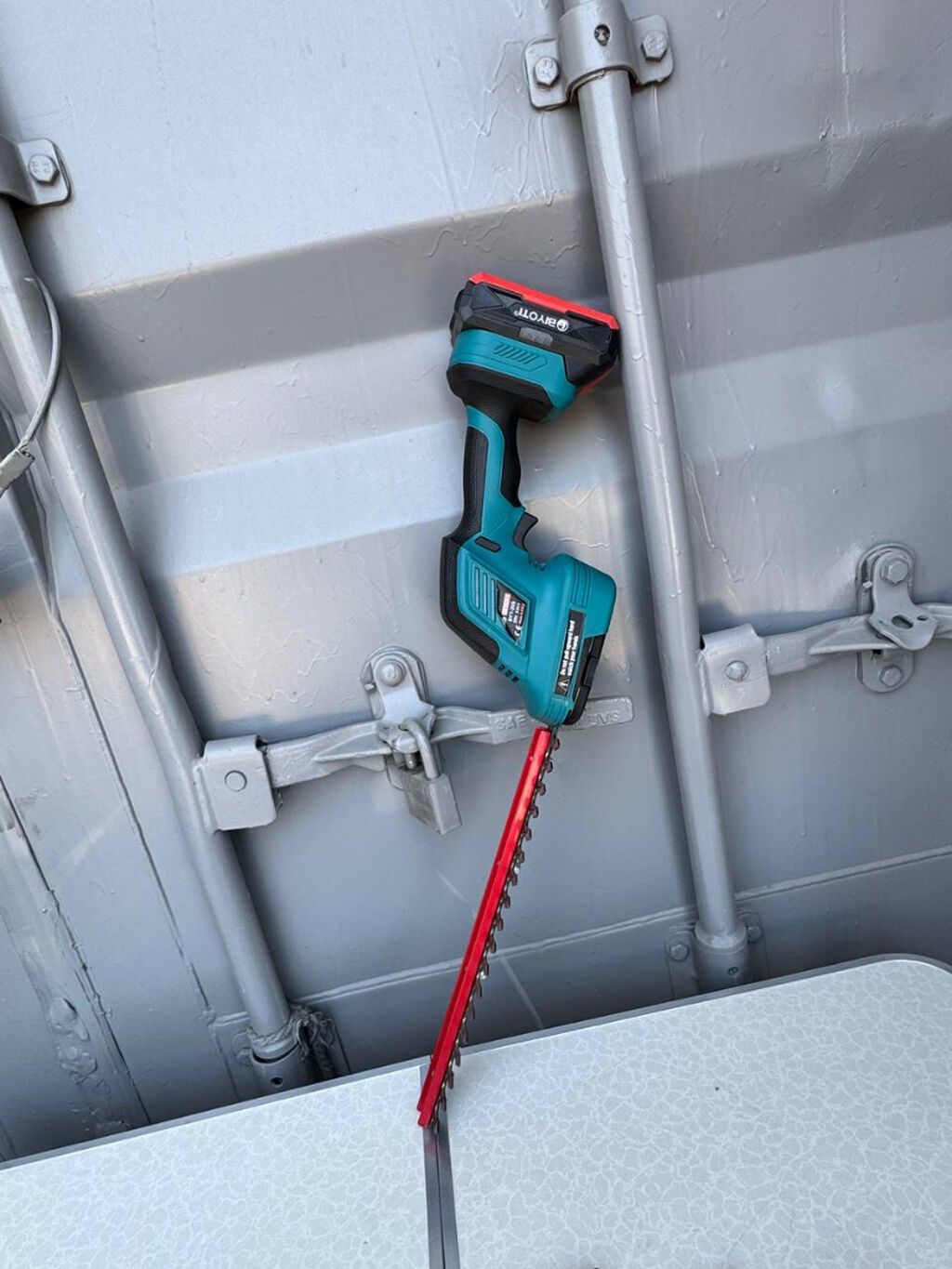 Аккумуляторные садовые ножницы/кусторез BIYOTI BYT‑205, 20V, 2‑в‑1: фото 3