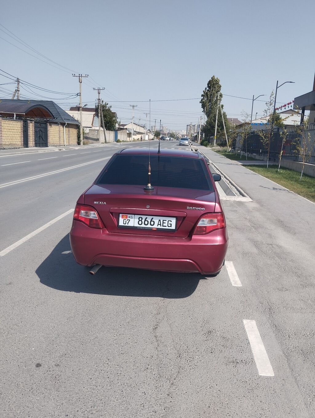 Daewoo Nexia: 2010 г., 1.5 л, Механика, Бензин, Седан: фото 2