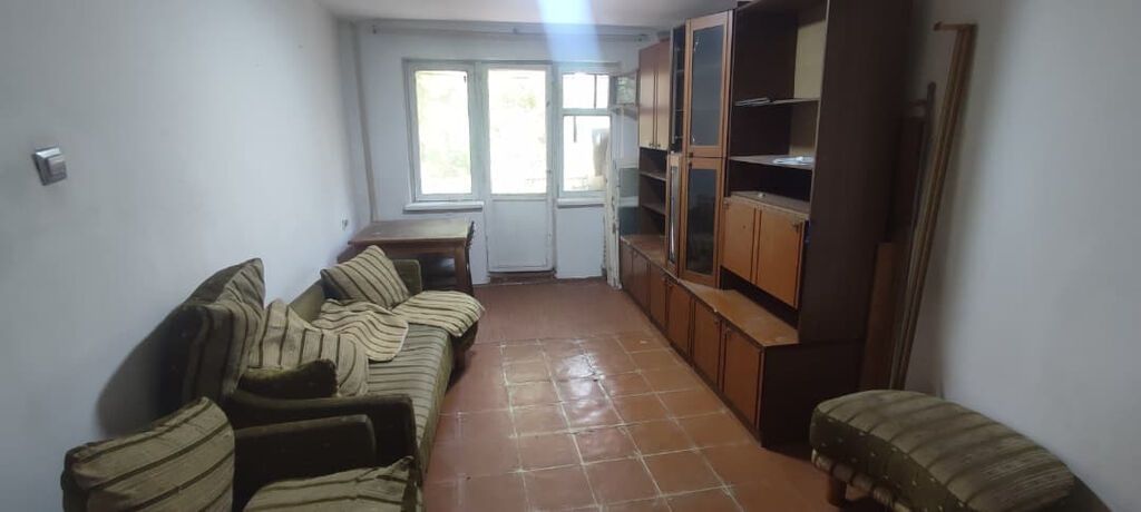 2 комнаты, 44 м², 6 мкр 104 серия, 3 этаж, Требуется ремонт: фото 2