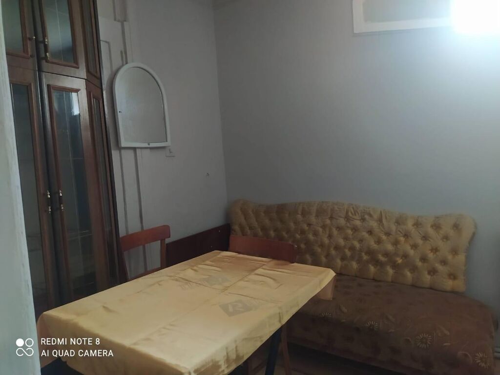 7 otaqlı, 200 kv. m, Orta təmir