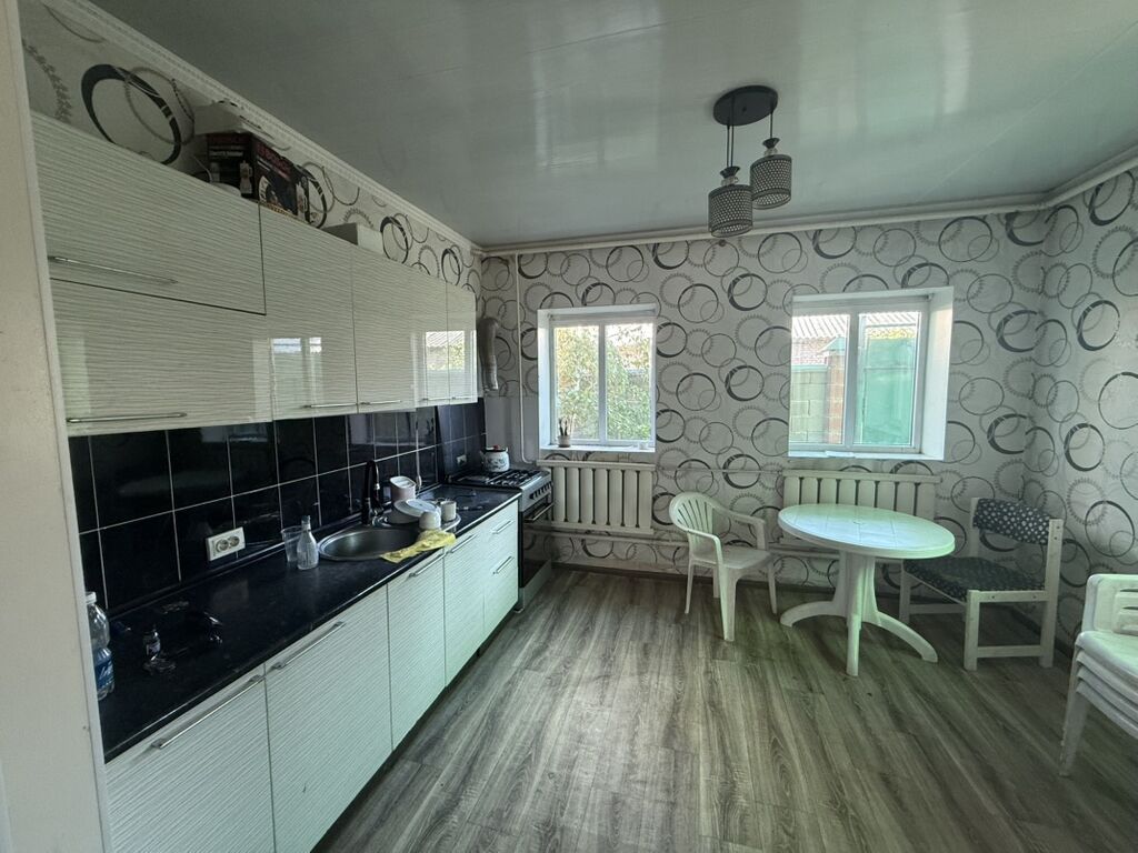Продается Дом с большим двором и навесом - Отдельно стоящий дом за: фото 6
