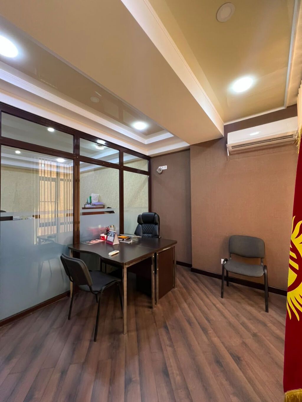 Продажа офисов 163 м², С ремонтом, С мебелью, 4 этаж: фото 6