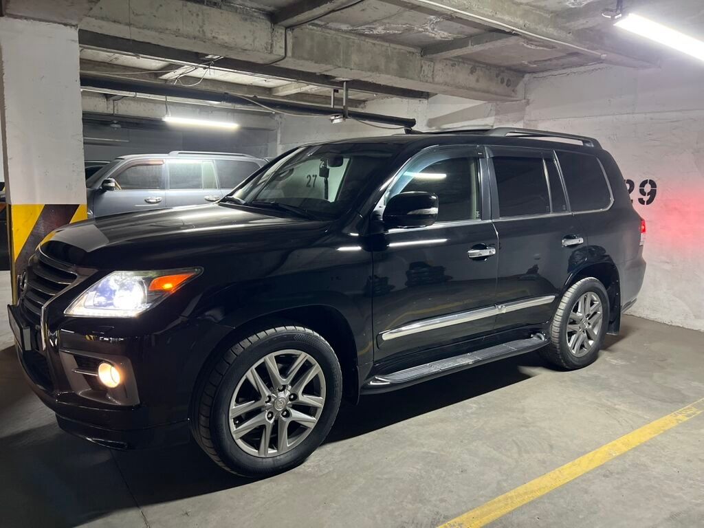 Lexus LX: 2013 г., 5.7 л, Автомат, Бензин, Внедорожник: фото 3