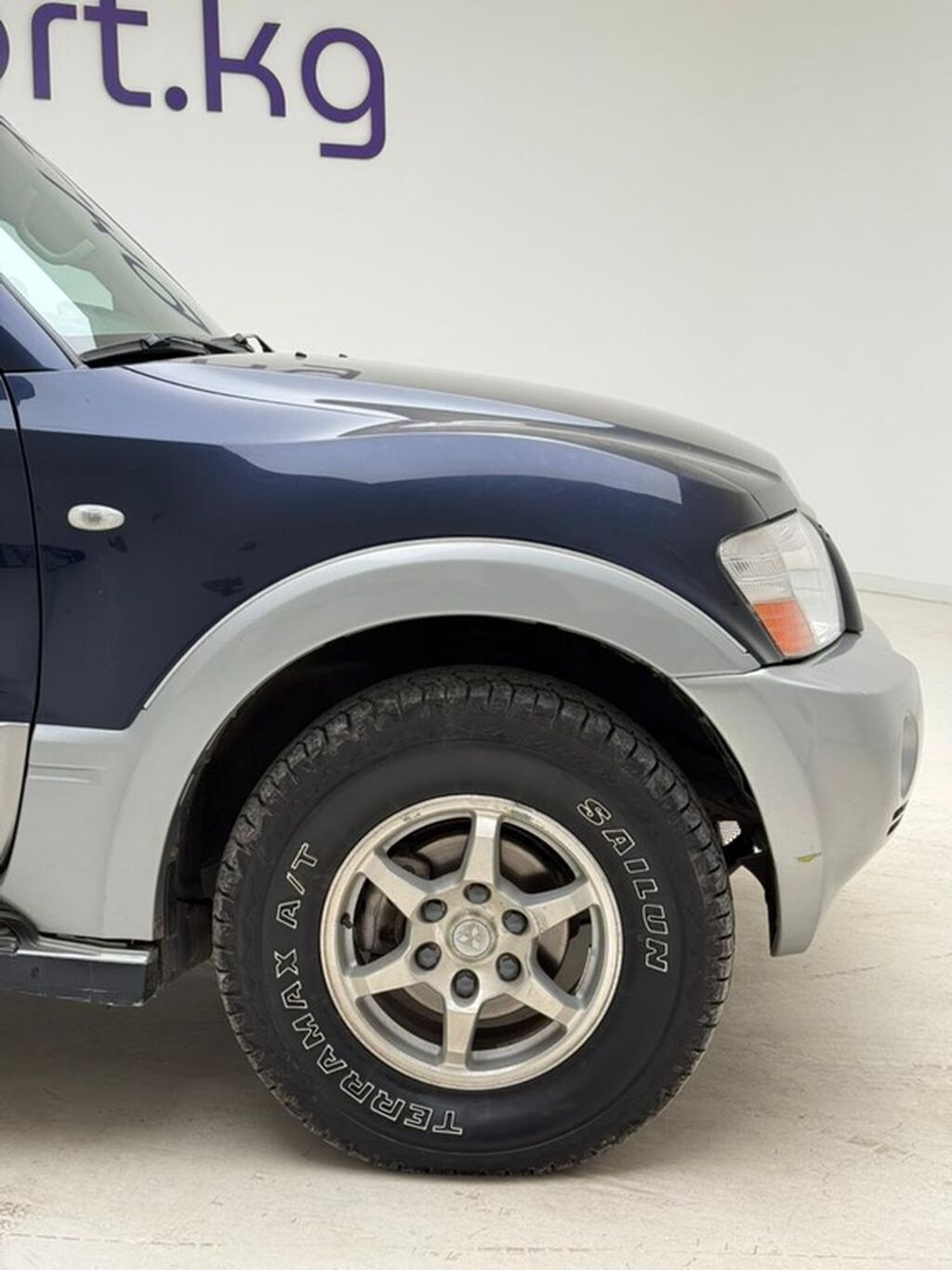 Mitsubishi Pajero: 2003 г., 3.2 л, Автомат, Дизель, Внедорожник: фото 3
