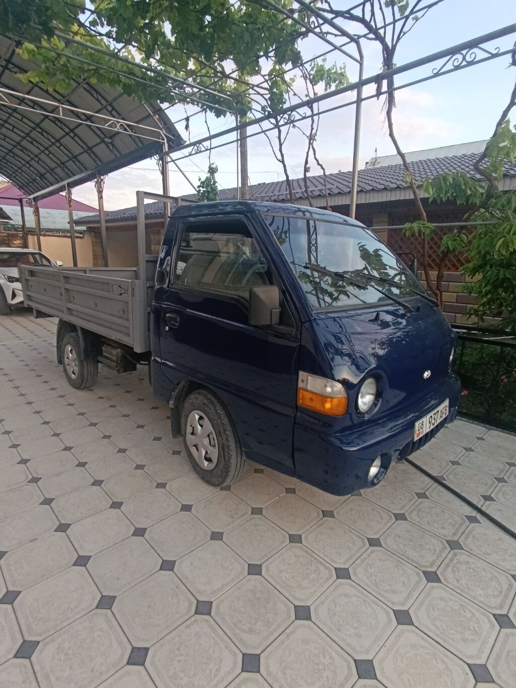 Hyundai Porter (микро-грузовик, бортовой) обмен бар Сантафе Рекстон: фото 2