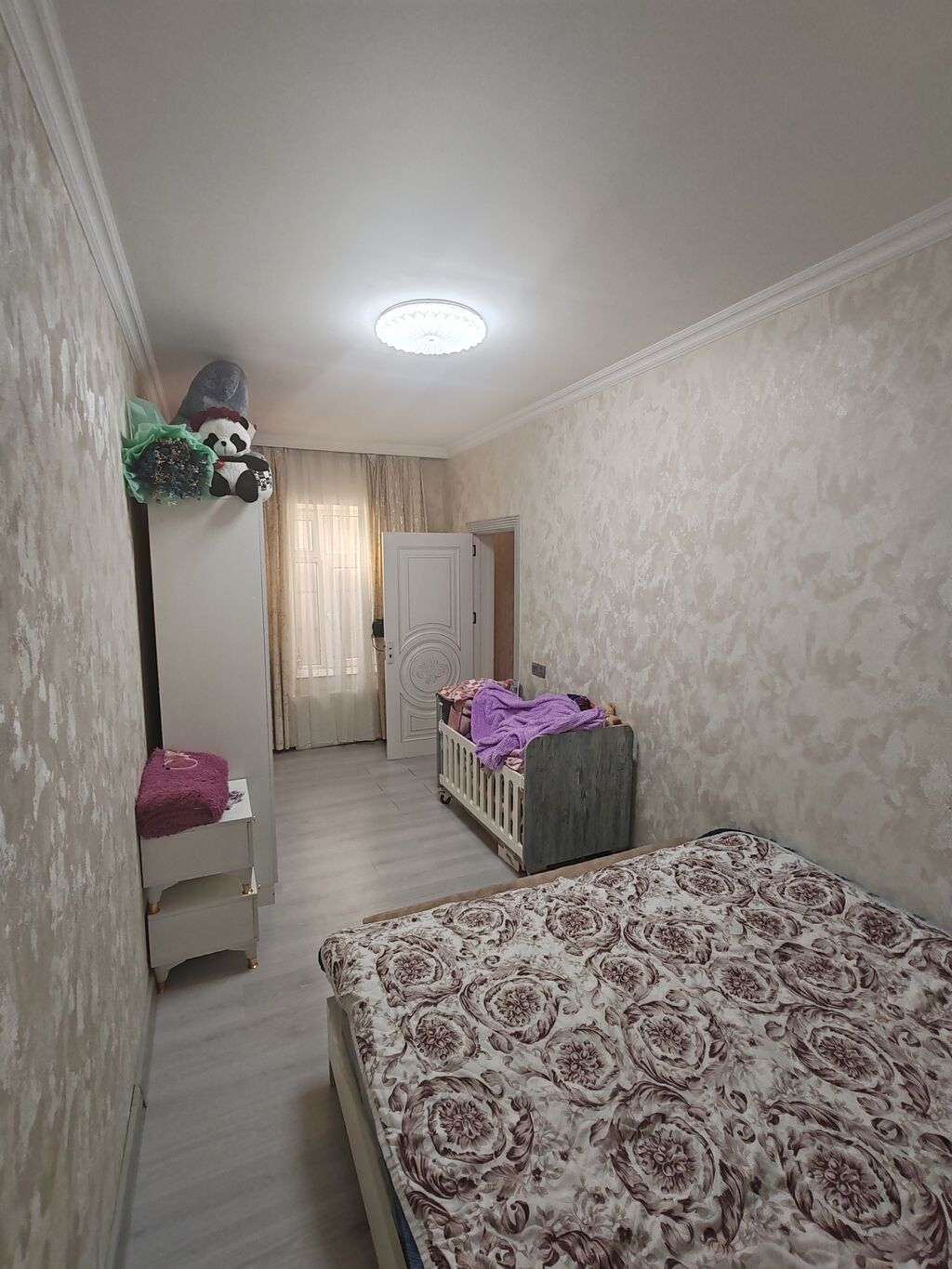 4 otaqlı, 152 kv. m, Kredit yoxdur, Orta təmir