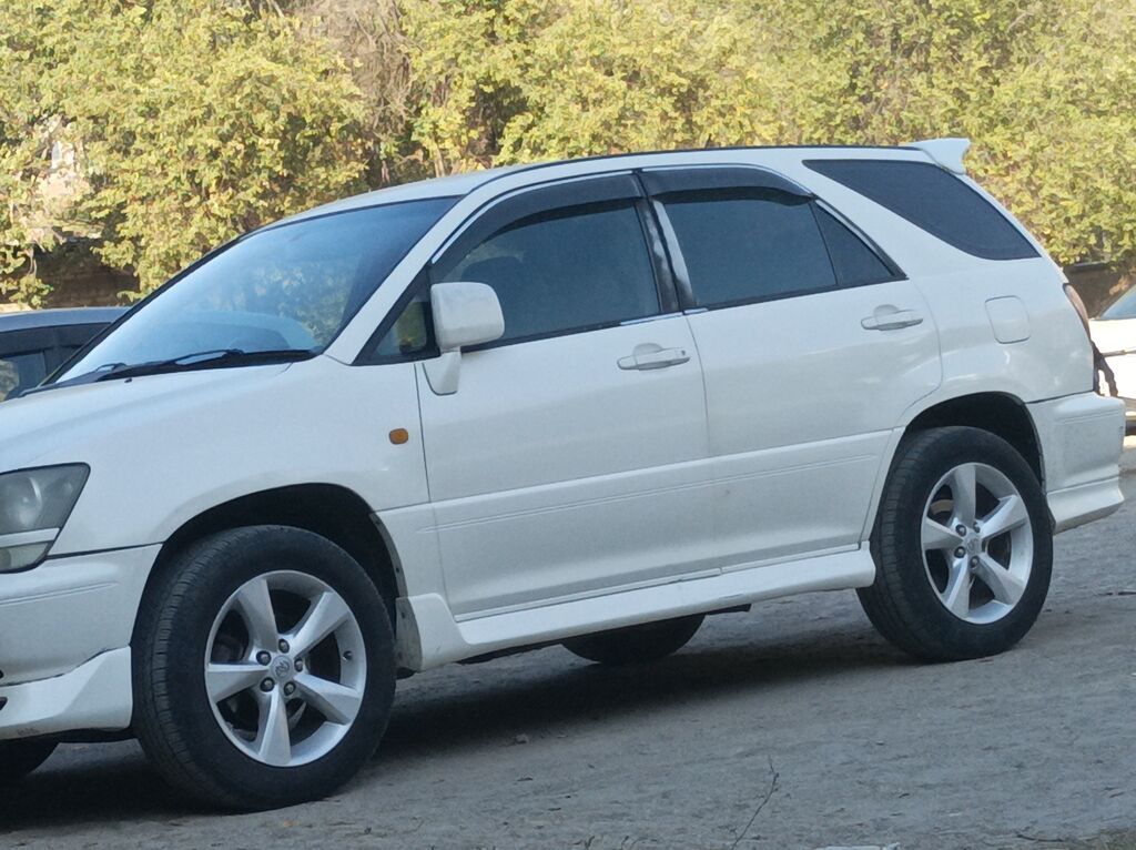Литые диски Toyota + шины - Комплект из 4 алюминиевых дисков Toyota: фото 2