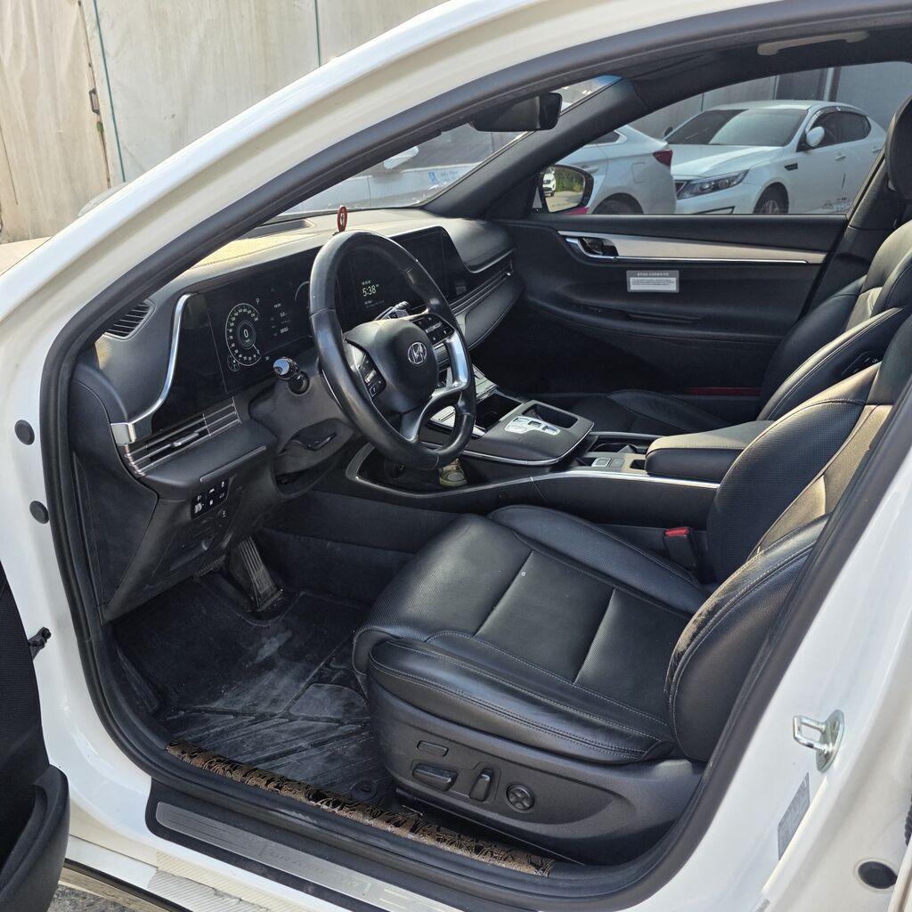 Hyundai Grandeur: 2021 г., 3 л, Автомат, Газ, Седан: фото 6