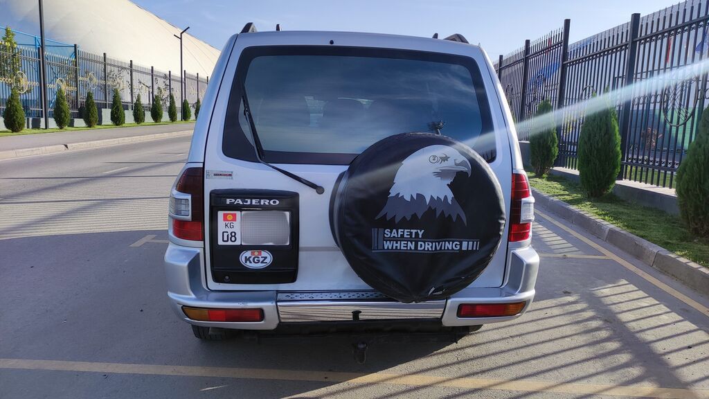 Mitsubishi Pajero: 2002 г., 2.5 л, Механика, Дизель, Внедорожник: фото 5
