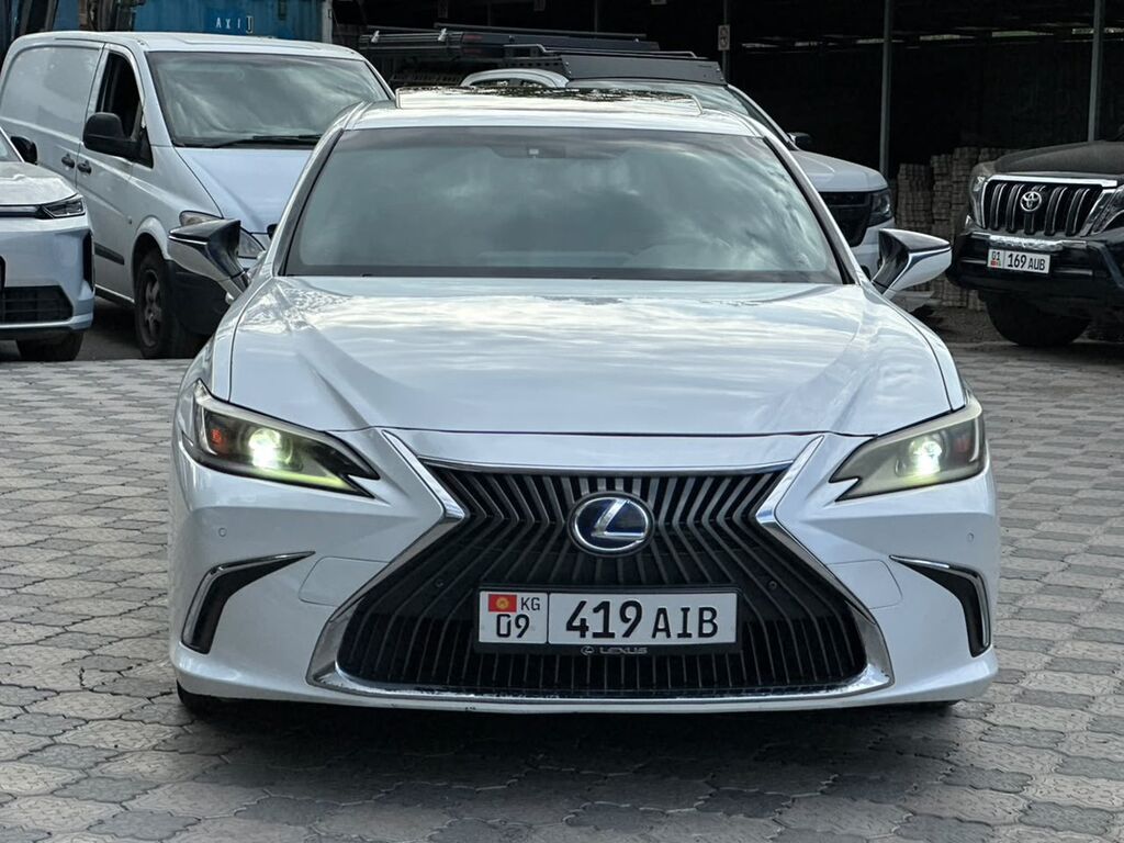 Lexus ES: 2019 г., 2.5 л, Автомат, Гибрид, Седан: фото 5