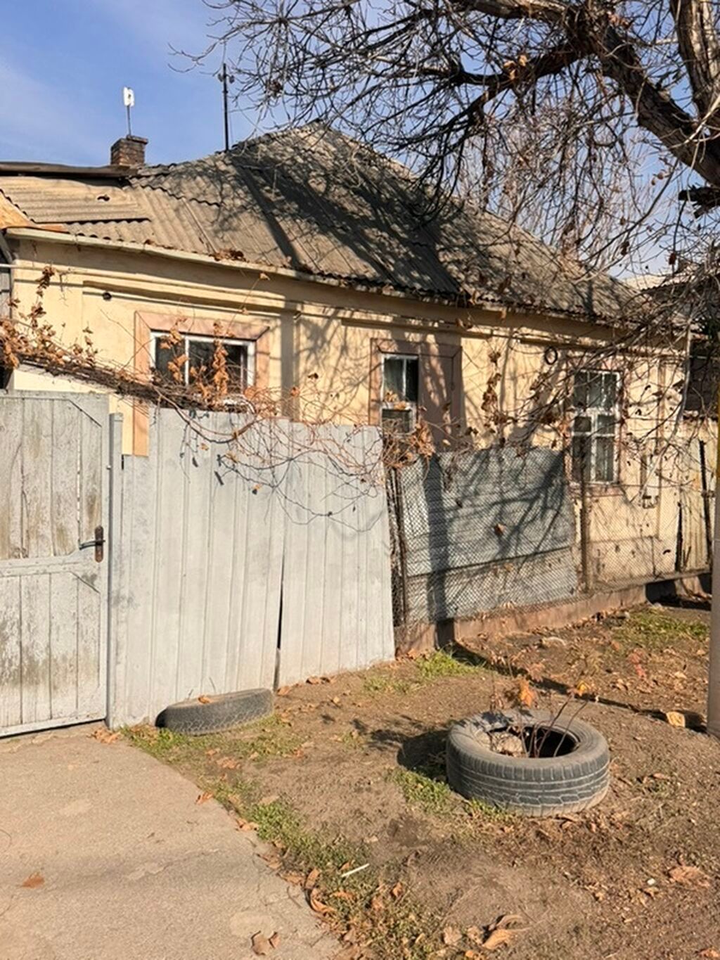 Кызыл Аскер центр по ул Кубинская продаю дом с участком 6 соток: фото 2