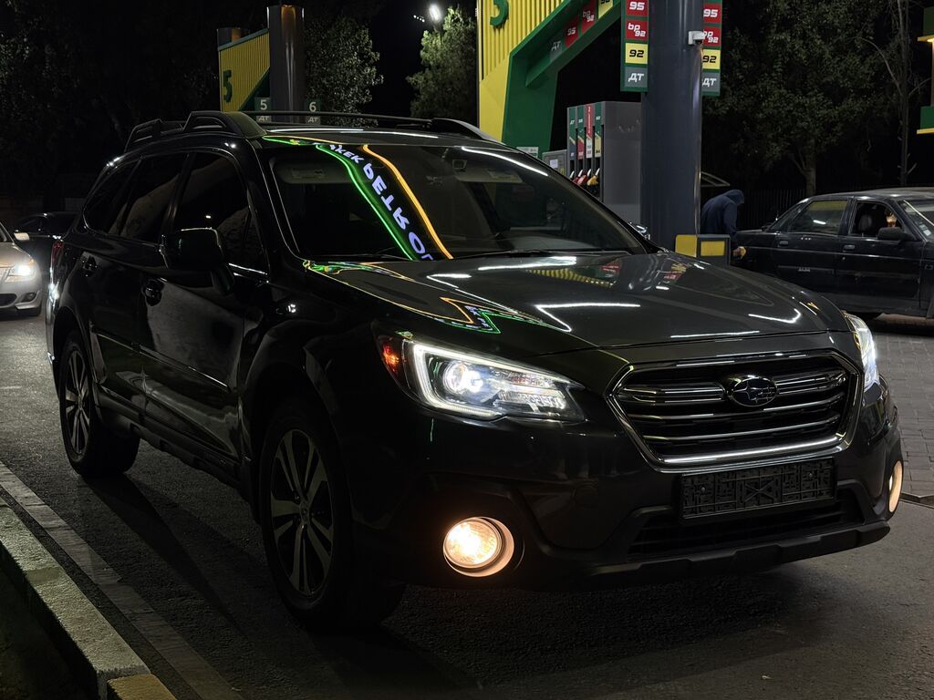 Subaru Outback: 2018 г., 2.5 л, Вариатор, Бензин, Универсал: фото 2