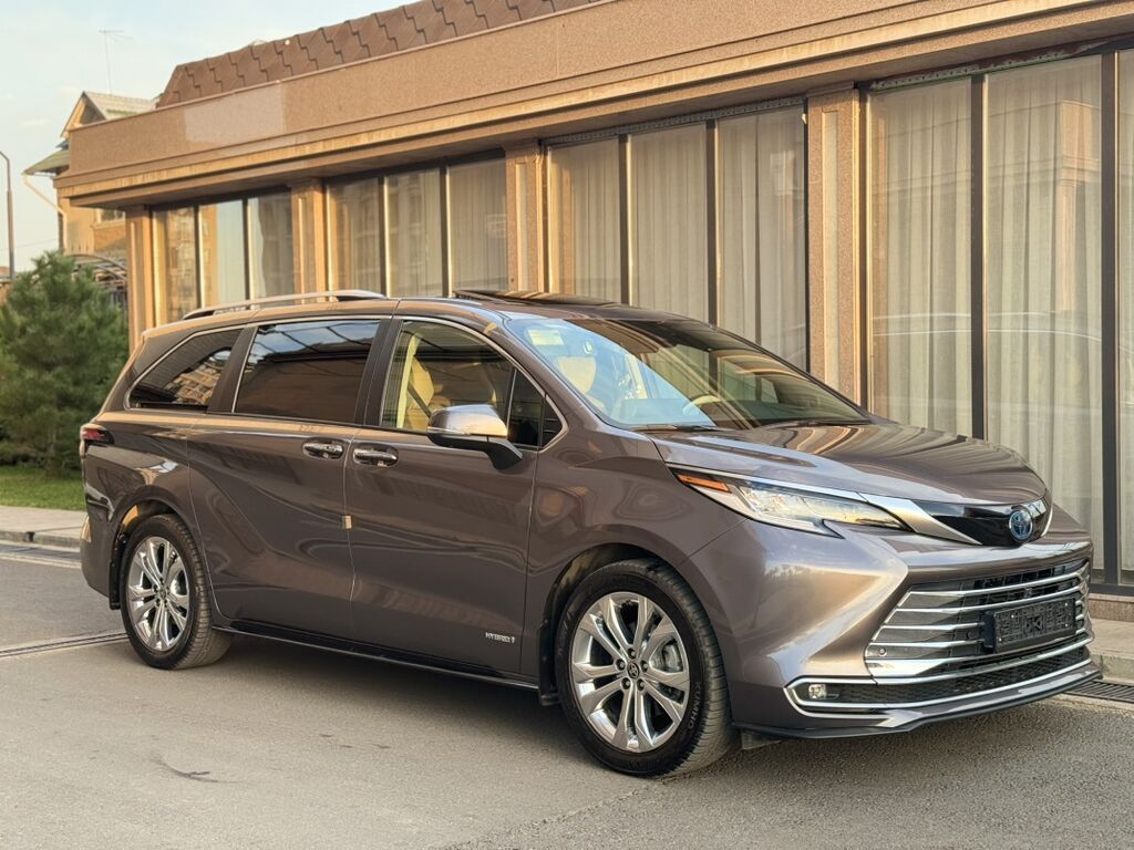 Toyota Sienna: 2021 г., 2.5 л, Автомат, Гибрид, Минивэн: фото 3