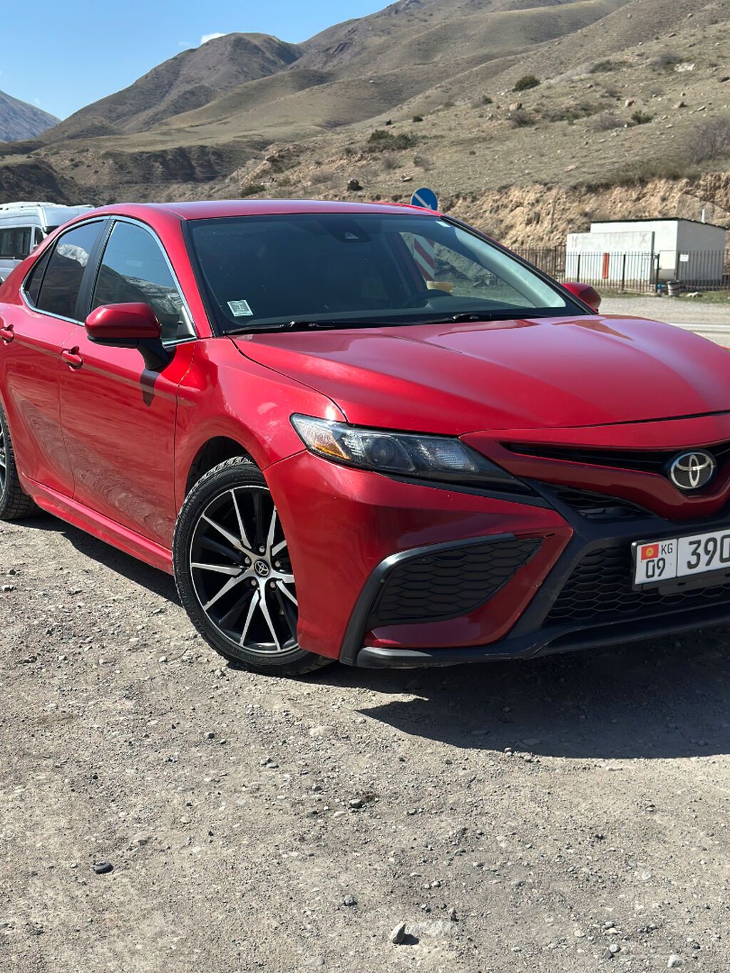 Toyota Camry: 2021 г., 2.5 л, Автомат, Бензин, Седан: фото 8