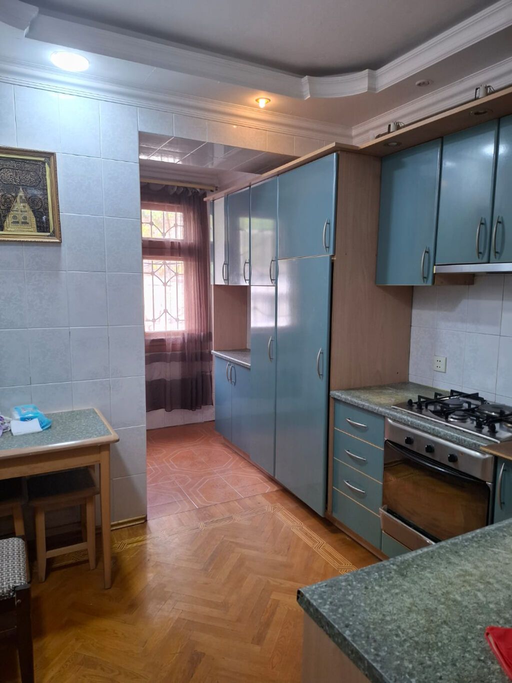 Bakı, 3 otaqlı, Köhnə tikili, 90 kv. m