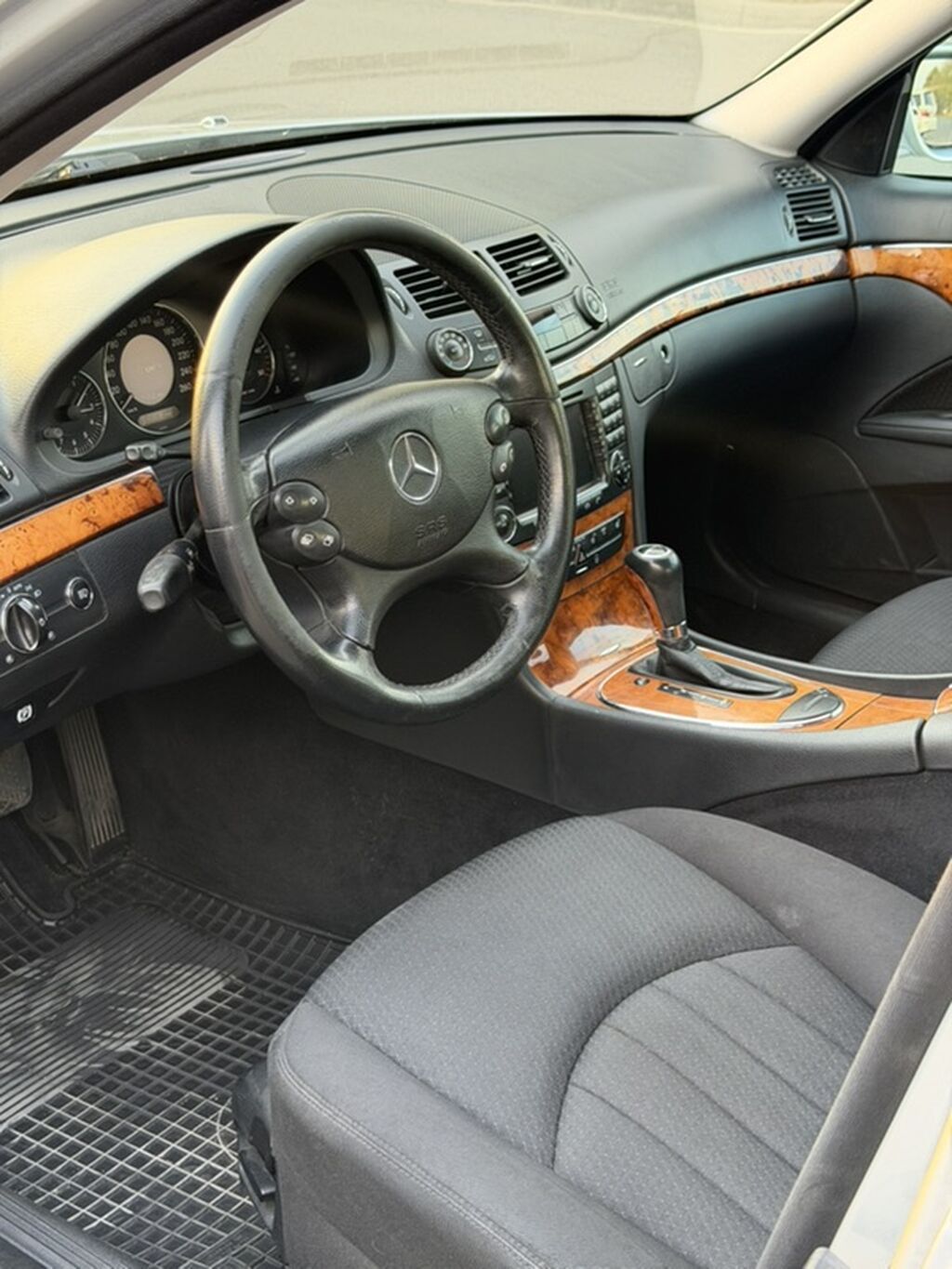 Mercedes-Benz E-Class: 2006 г., 3 л, Автомат, Дизель, Седан: фото 7