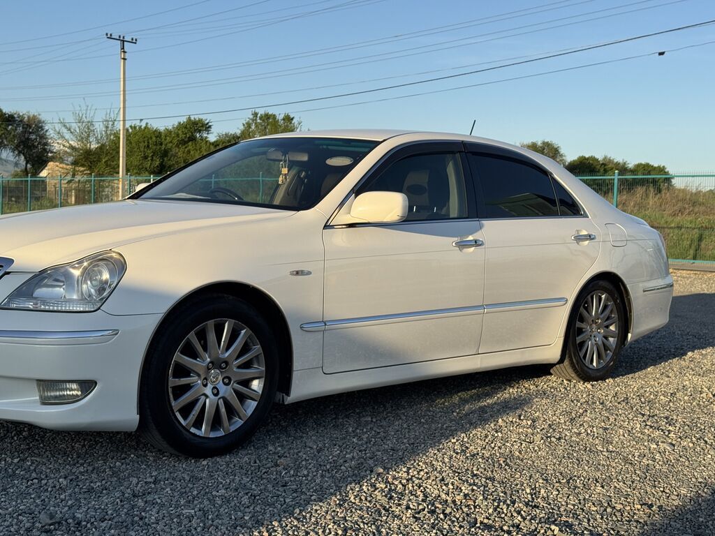 Toyota Crown Majesta: 2004 г., 4.3 л, Автомат, Бензин, Седан: фото 8