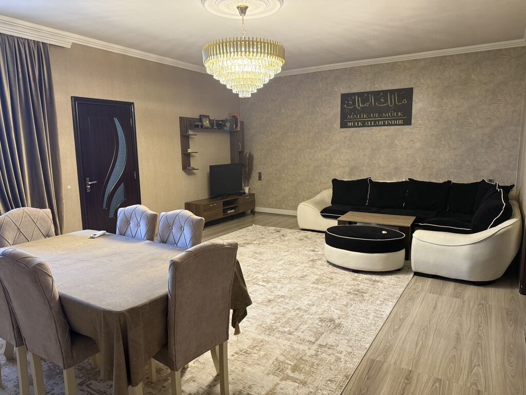 Zığ qəs. 3 otaqlı, 105 kv. m, Orta təmir
