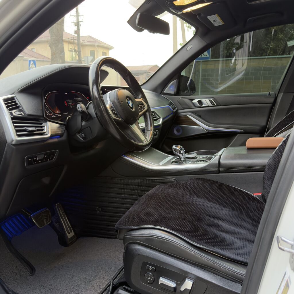 BMW X5: 2020 г., 3 л, Автомат, Бензин, Кроссовер: фото 5