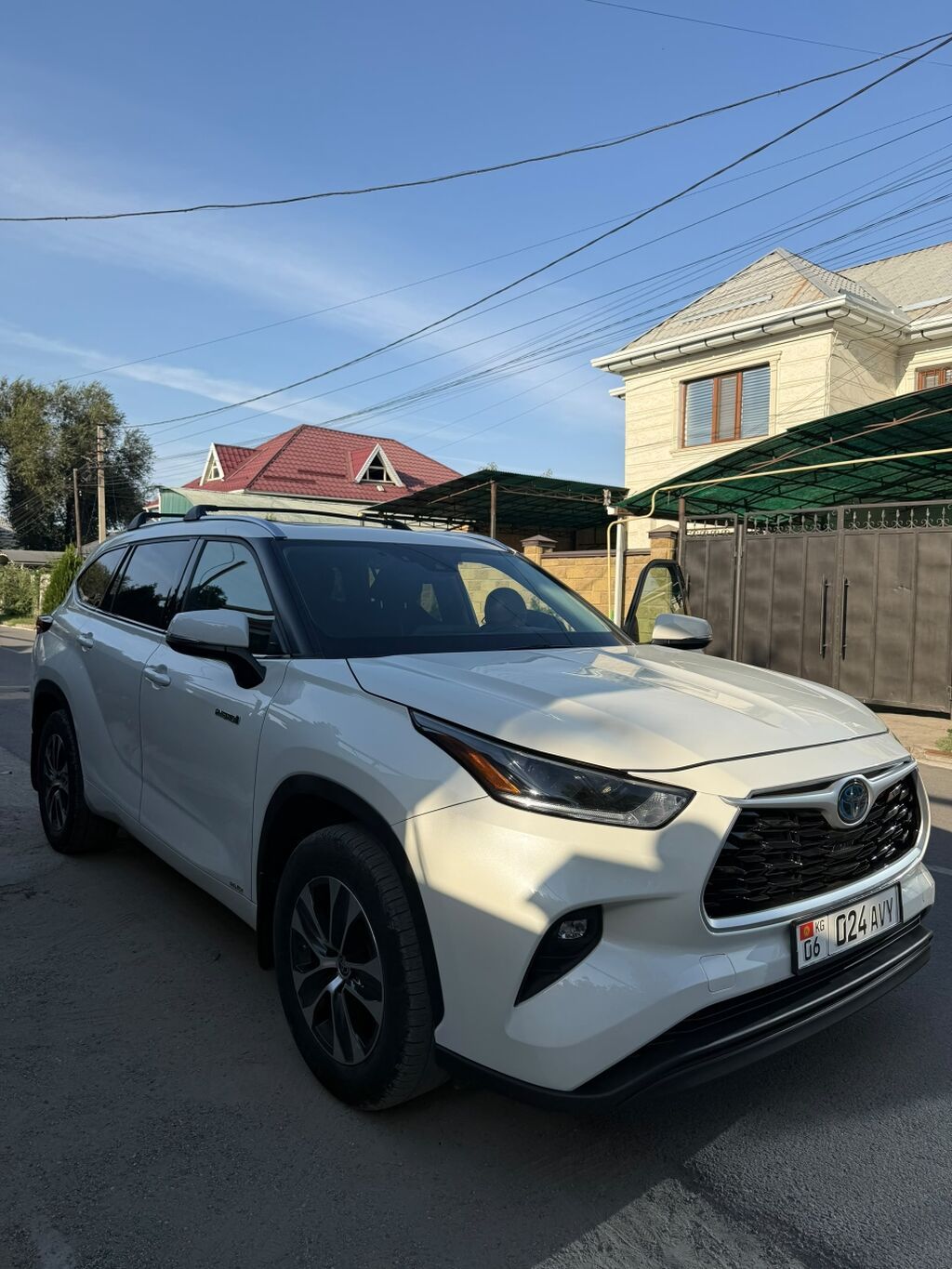 Toyota Highlander: 2021 г., 2.5 л, Кроссовер: фото 8