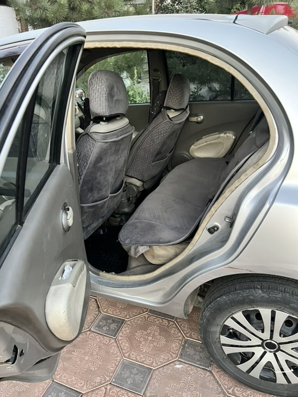 Nissan Micra: 2004 г., 1.2 л, Автомат, Бензин, Хэтчбэк: фото 8