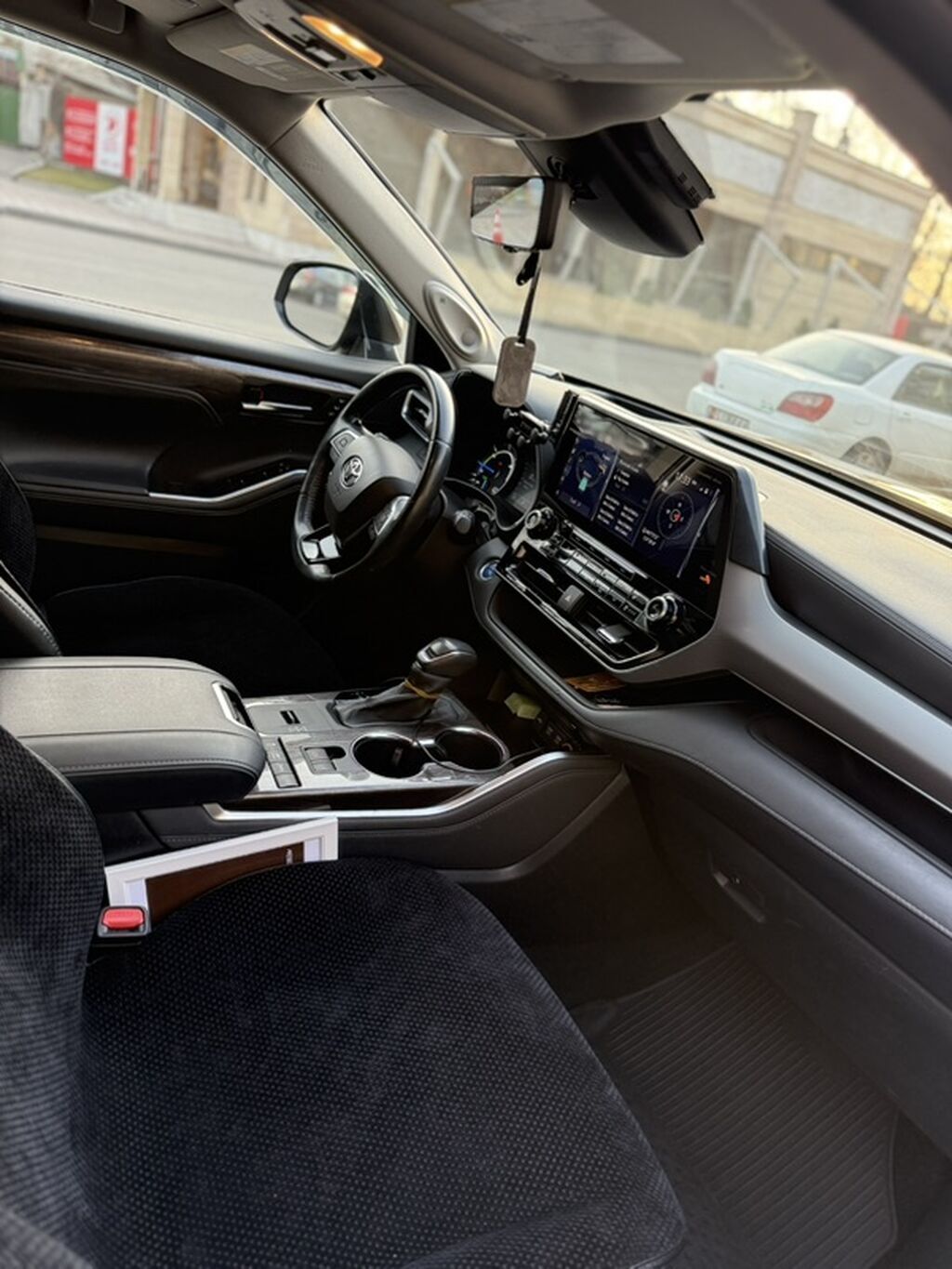 Toyota Highlander: 2020 г., 2.5 л, Типтроник, Гибрид, Кроссовер: фото 8