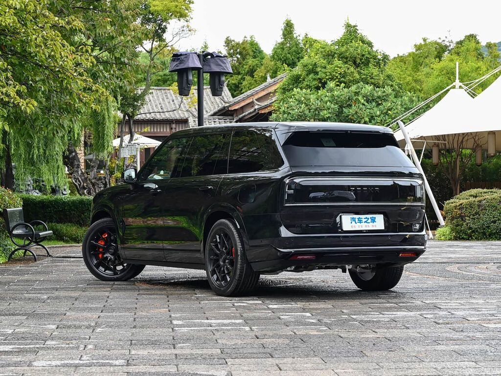 Zeekr 9X, 6 мест, версия Hyper * Цвет кузова: Черная полярная ночь: фото 5