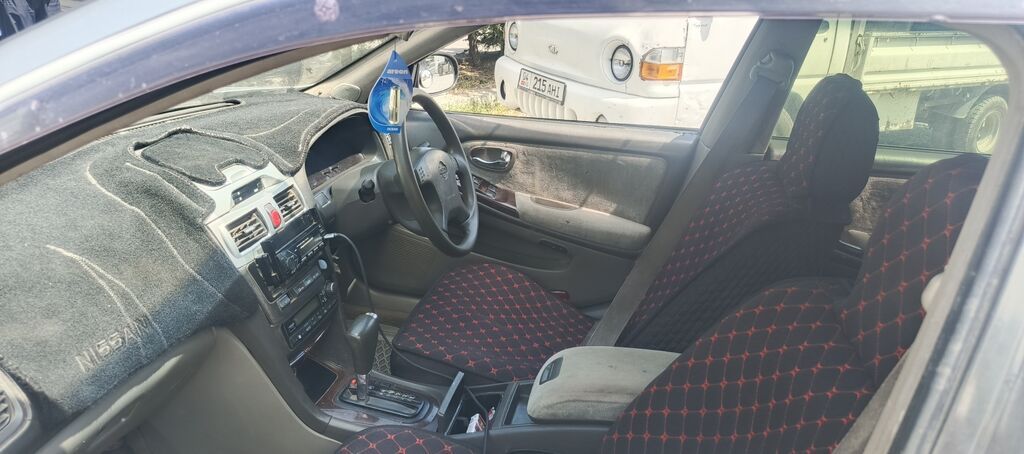 Nissan Cefiro: 1999 г., 2 л, Автомат, Бензин, Седан: фото 4