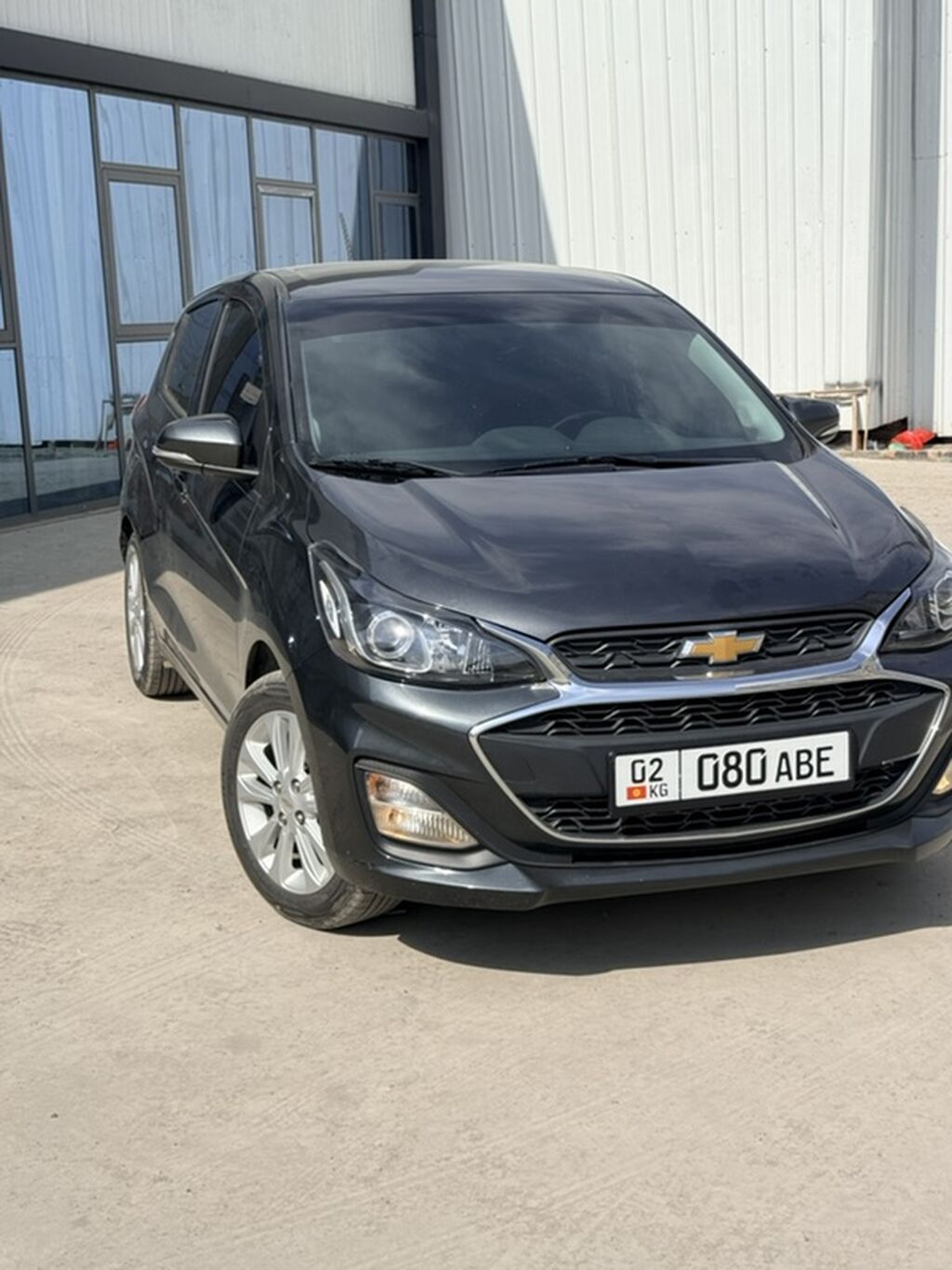 Chevrolet Spark: 2021 г., 1 л, Вариатор, Бензин, Хэтчбэк: фото 1