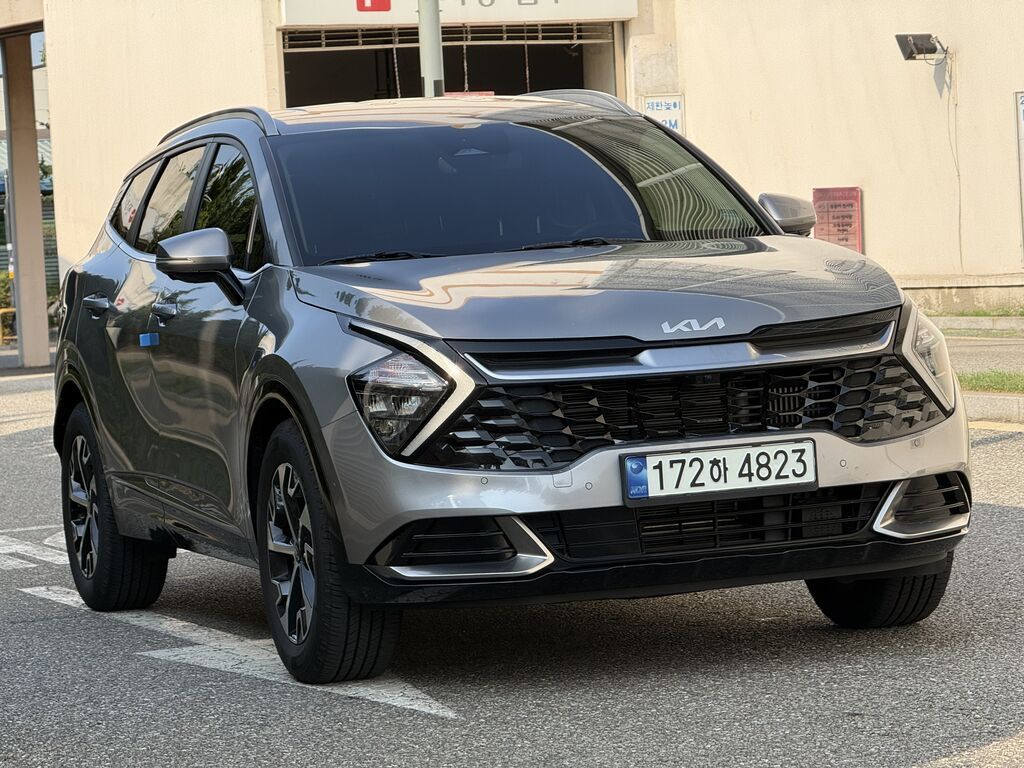 Kia Sportage: 2022 г., 1.6 л, Автомат, Гибрид, Кроссовер: фото 2