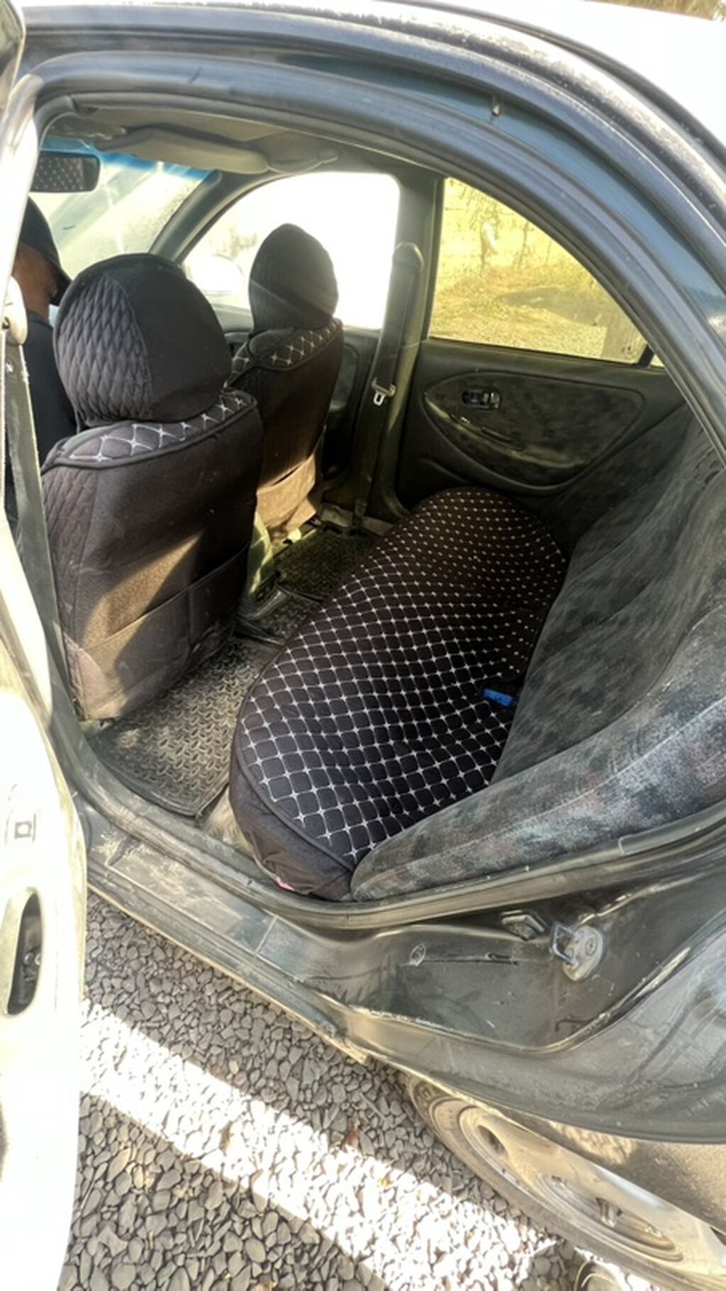 Hyundai Avante: 1996 г., 1.6 л, Механика, Бензин, Седан: фото 7
